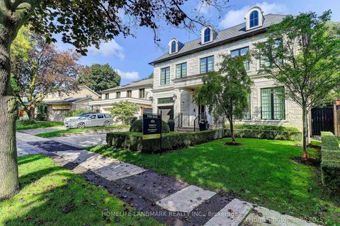 Photo 2 at 42 Foursome Crescent, Windfields, Toronto