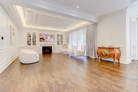 Photo 8 at 42 Foursome Crescent, Windfields, Toronto