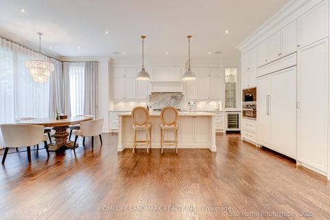 Photo 9 at 42 Foursome Crescent, Windfields, Toronto