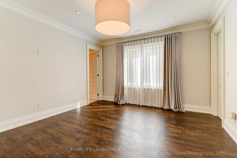 Photo 27 at 42 Foursome Crescent, Windfields, Toronto