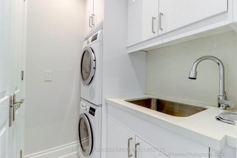 Photo 29 at 42 Foursome Crescent, Windfields, Toronto