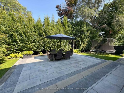 Photo 41 at 42 Foursome Crescent, Windfields, Toronto