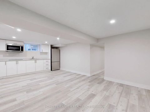 Photo 22 at 1607 Woodbine Heights Boulevard, Parkview, Toronto