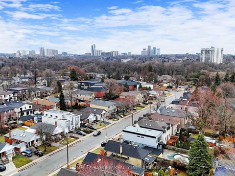 Photo 41 at 1607 Woodbine Heights Boulevard, Parkview, Toronto