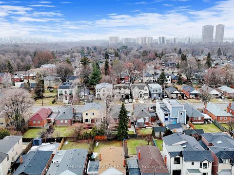 Photo 44 at 1607 Woodbine Heights Boulevard, Parkview, Toronto