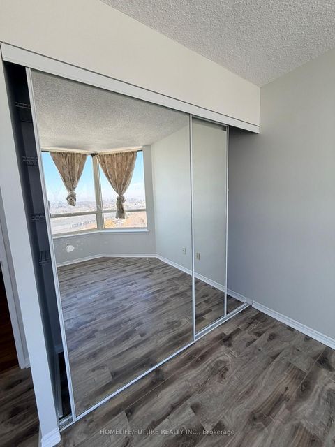 Photo 17 at 1807 - 5 Greystone Walk Drive, Kennedy Park, Toronto