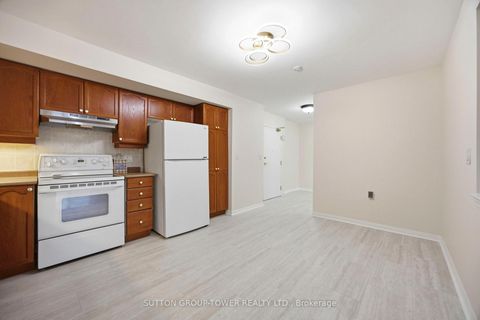 Photo 9 at 408 - 2500 Rutherford Road N, Maple, Vaughan
