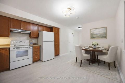 Photo 10 at 408 - 2500 Rutherford Road N, Maple, Vaughan