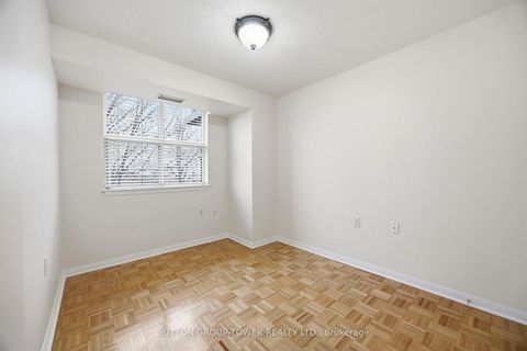 Photo 19 at 408 - 2500 Rutherford Road N, Maple, Vaughan