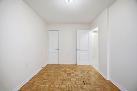 Photo 21 at 408 - 2500 Rutherford Road N, Maple, Vaughan