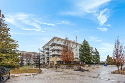 Photo 32 at 408 - 2500 Rutherford Road N, Maple, Vaughan