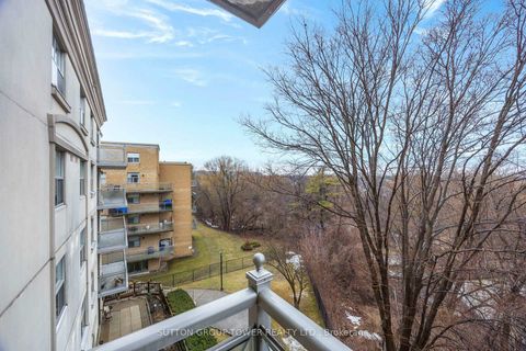 Photo 35 at 408 - 2500 Rutherford Road N, Maple, Vaughan