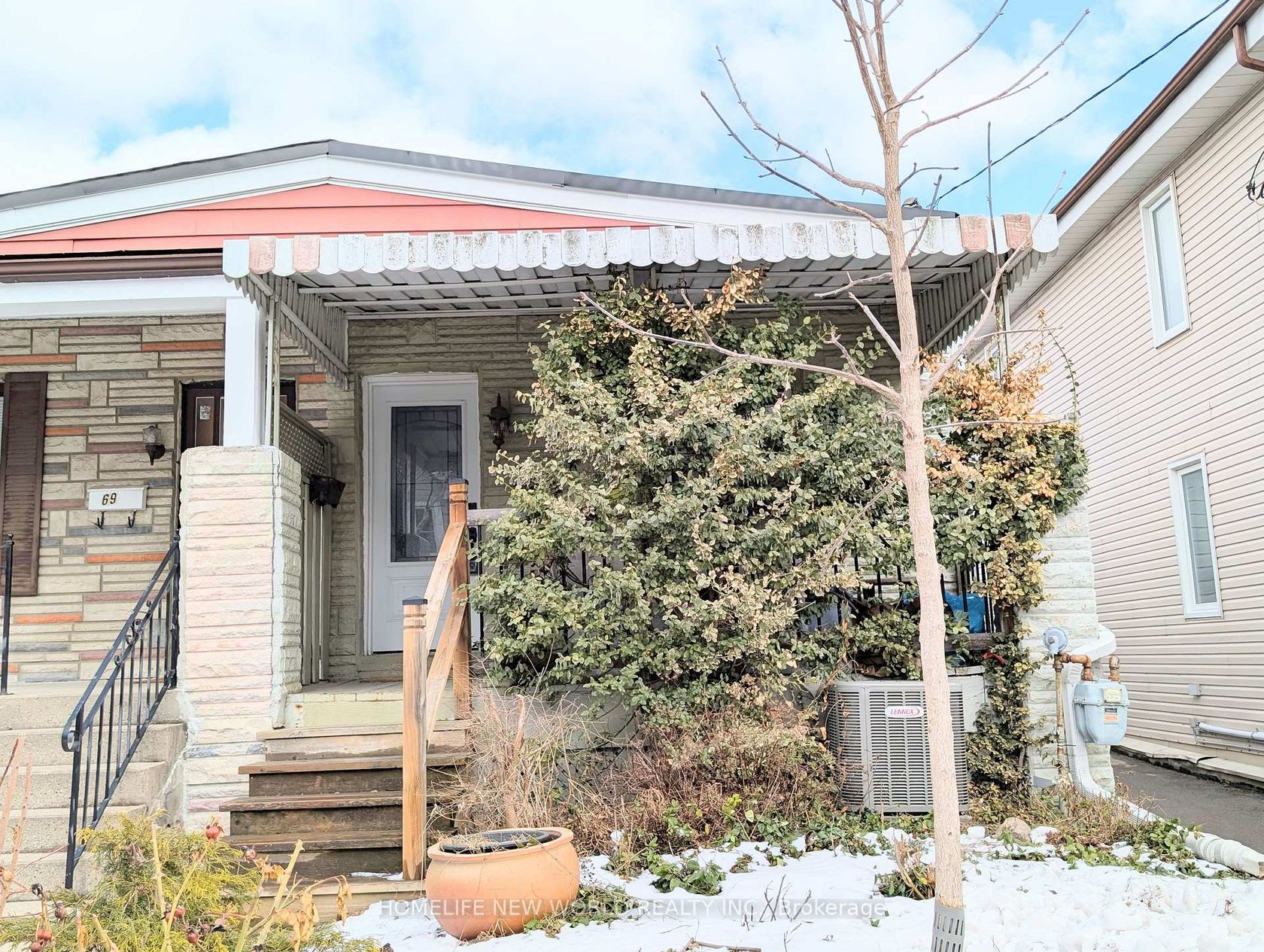 67 Condor Avenue, Jones, Toronto 