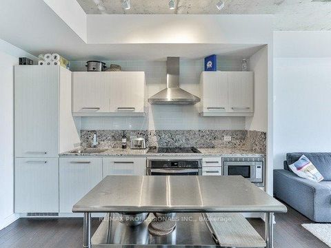 Photo 8 at 1006 - 15 Beverley Street, Chinatown, Toronto