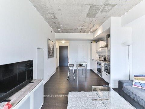 Photo 16 at 1006 - 15 Beverley Street, Chinatown, Toronto