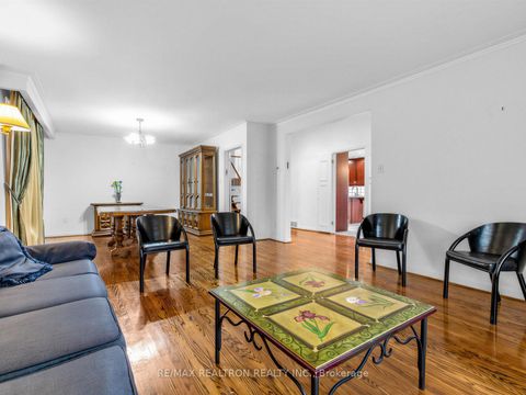 Photo 7 at 88 Rockford Road, Branson, Toronto