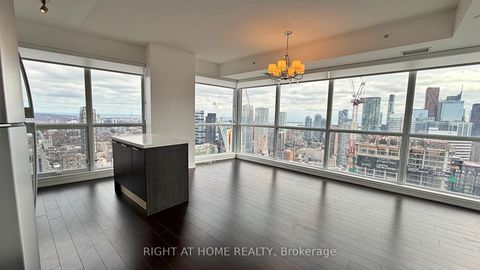 Photo 10 at 4207 - 386 Yonge Street, Bay Street Corridor, Toronto