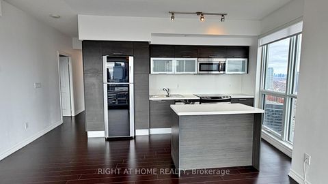 Photo 13 at 4207 - 386 Yonge Street, Bay Street Corridor, Toronto