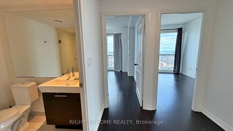 Photo 20 at 4207 - 386 Yonge Street, Bay Street Corridor, Toronto