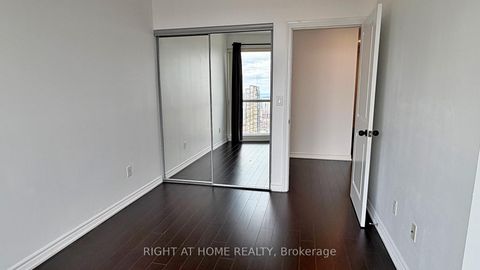 Photo 30 at 4207 - 386 Yonge Street, Bay Street Corridor, Toronto