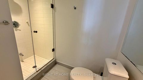 Photo 34 at 4207 - 386 Yonge Street, Bay Street Corridor, Toronto