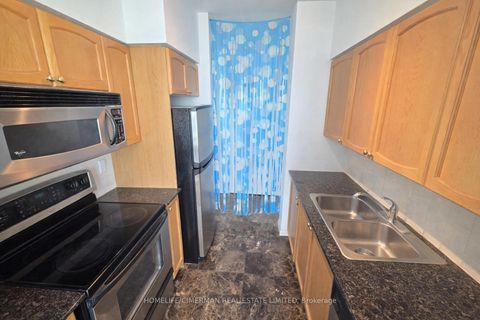 Photo 6 at 711 - 219 Fort York Boulevard, Niagara, Toronto