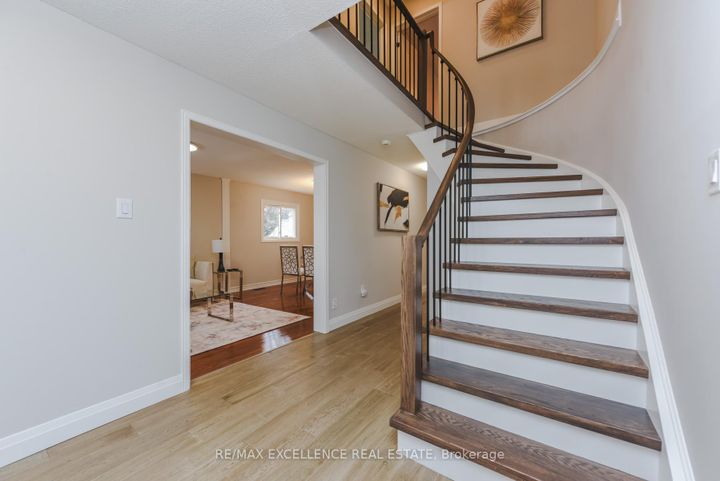 Photo 4 at 62 Atkins Circle, Northwood Park, Brampton