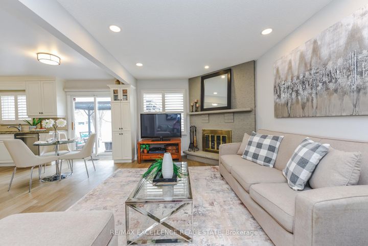 Photo 18 at 62 Atkins Circle, Northwood Park, Brampton