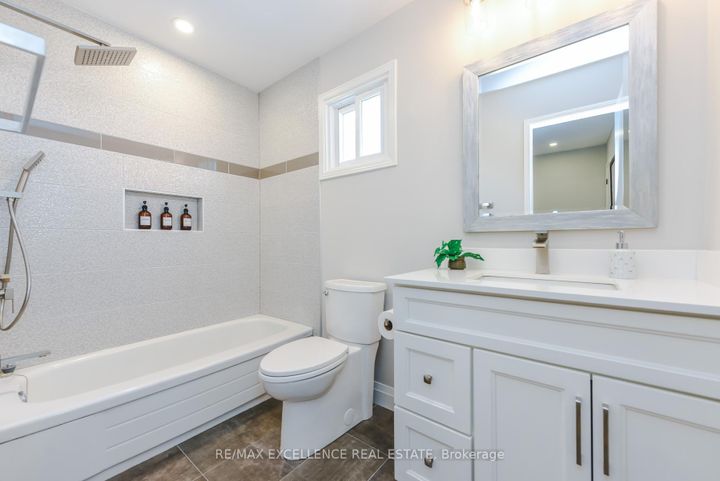 Photo 29 at 62 Atkins Circle, Northwood Park, Brampton