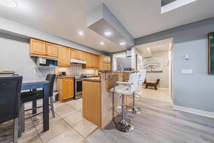 Photo 12 at 308 - 990 Golf Links Road, Meadowlands, Hamilton