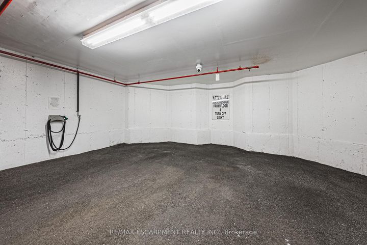 Photo 32 at 308 - 990 Golf Links Road, Meadowlands, Hamilton