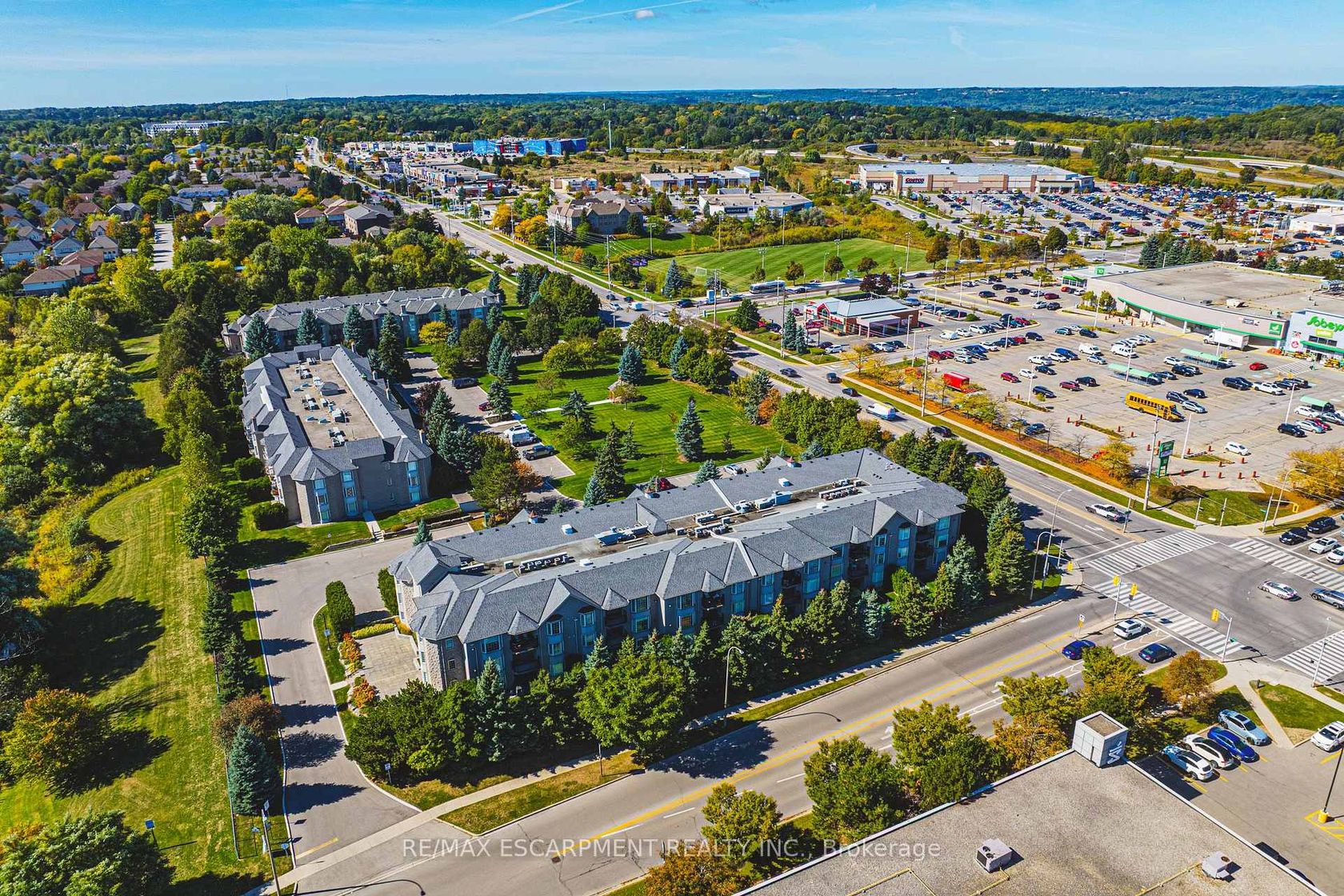 308 - 990 Golf Links Road, Meadowlands, Hamilton 2