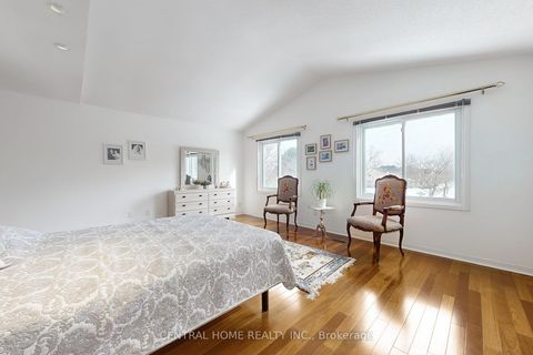 Photo 22 at 23 Heatherton Way, Yorkhill, Vaughan