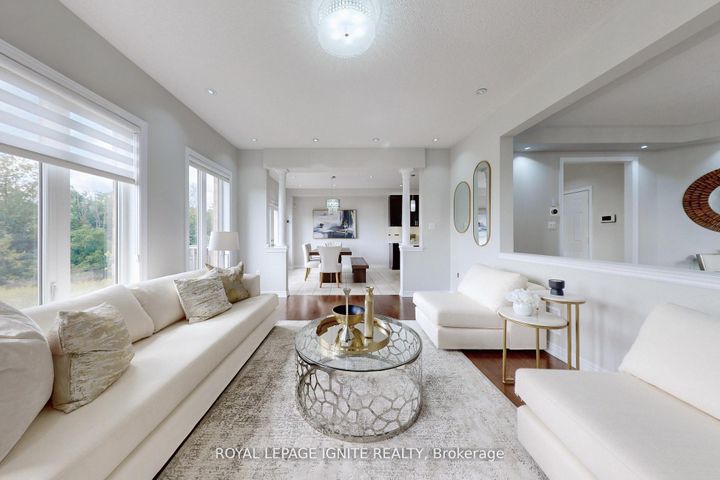 Photo 4 at 24 Arrowpoint Drive, Credit Valley, Brampton