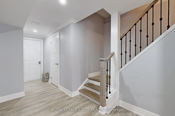 Photo 31 at 24 Arrowpoint Drive, Credit Valley, Brampton