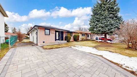 Photo 2 at 20 Dowswell Drive E, Malvern, Toronto