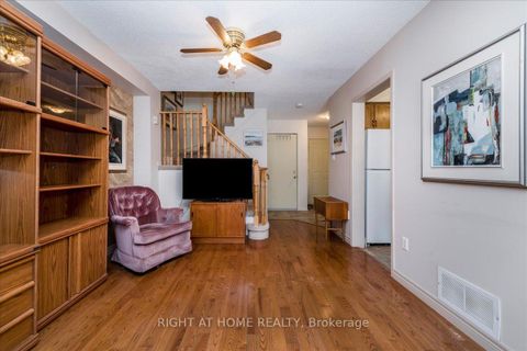 Photo 2 at 142 Leslie Avenue, Holly, Barrie