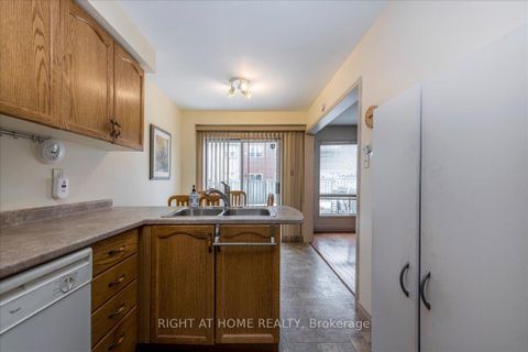 Photo 7 at 142 Leslie Avenue, Holly, Barrie