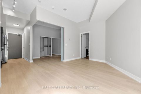 Photo 1 at 216 - 169 Fort York Boulevard, Waterfront Communities C1, Toronto