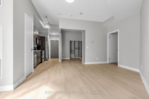 Photo 2 at 216 - 169 Fort York Boulevard, Waterfront Communities C1, Toronto