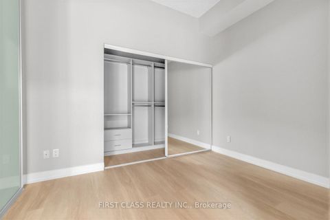 Photo 14 at 216 - 169 Fort York Boulevard, Waterfront Communities C1, Toronto