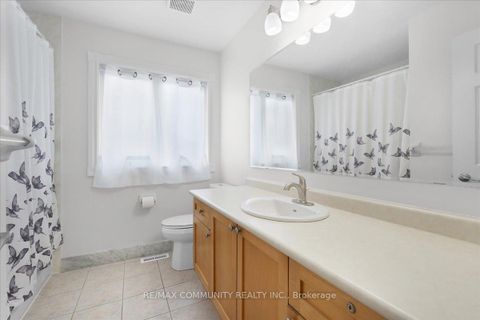Photo 22 at 88 Mainland Crescent, Vellore Village, Vaughan