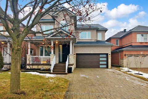 Photo 0 at 7 Honeyview Street, Patterson, Vaughan