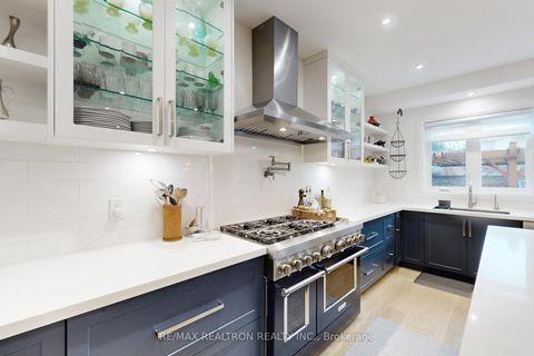 Photo 11 at 7 Honeyview Street, Patterson, Vaughan