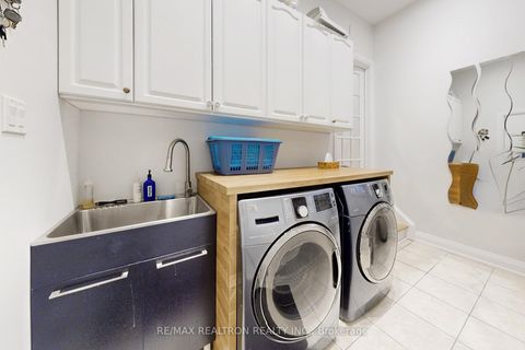 Photo 21 at 7 Honeyview Street, Patterson, Vaughan