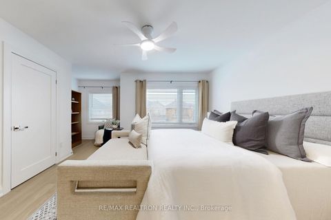 Photo 34 at 7 Honeyview Street, Patterson, Vaughan