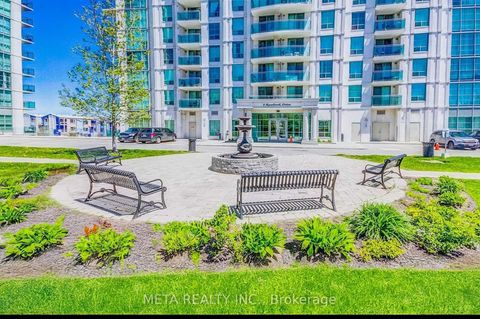 Photo 2 at 5L - 8 Rosebank Drive, Malvern, Toronto