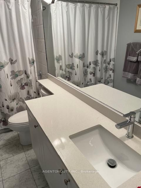 Photo 2 at 930 - 109 Front Street E, Waterfront Communities C8, Toronto