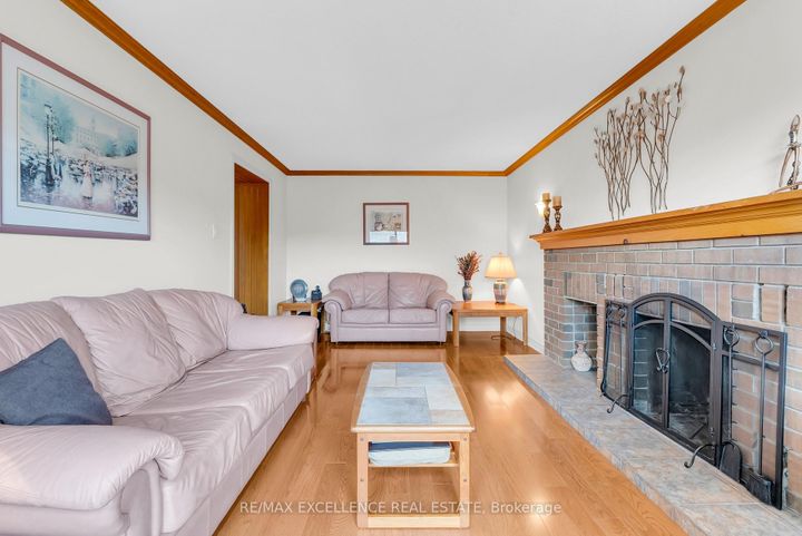 Photo 12 at 30 Northumberland Place, Westgate, Brampton