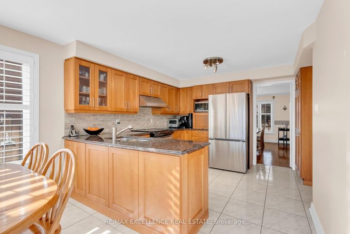 Photo 13 at 30 Northumberland Place, Westgate, Brampton